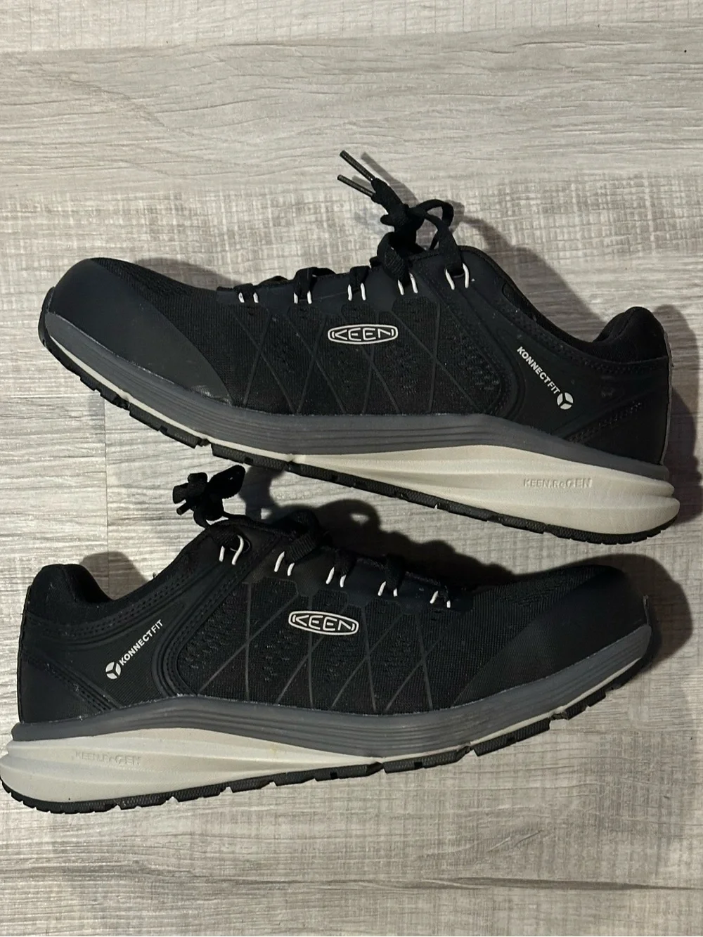 Keen Men's Steel Toe Utility Sneakers Size 11 EE Wide Work Boots